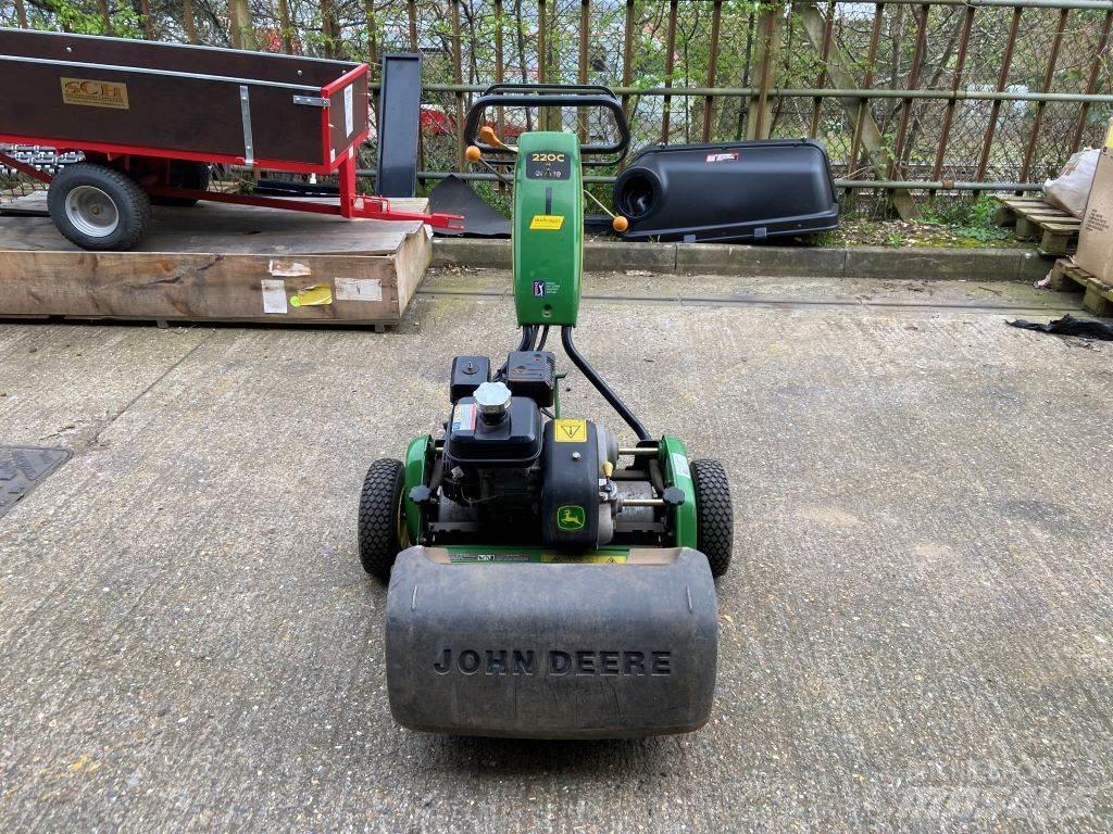 John Deere 220C Сільгосптехніка - Інші