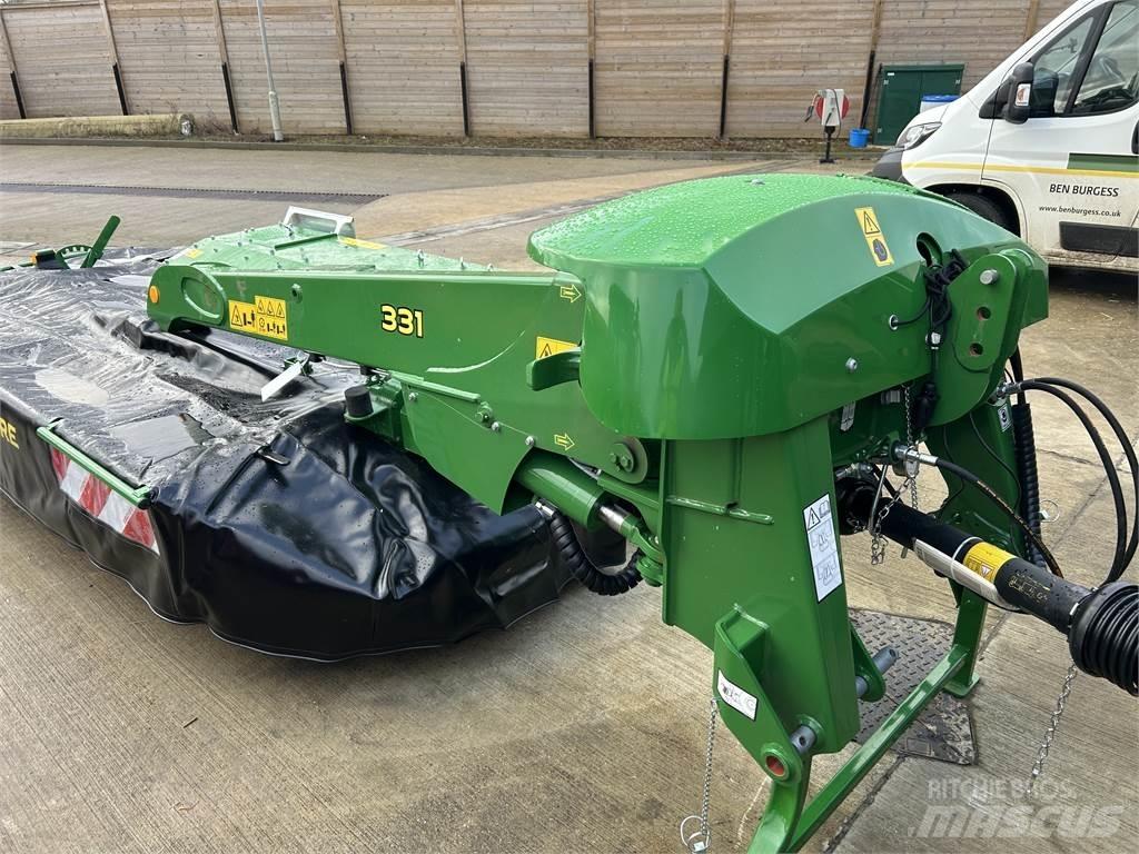 John Deere 331 Косилки-формувачі