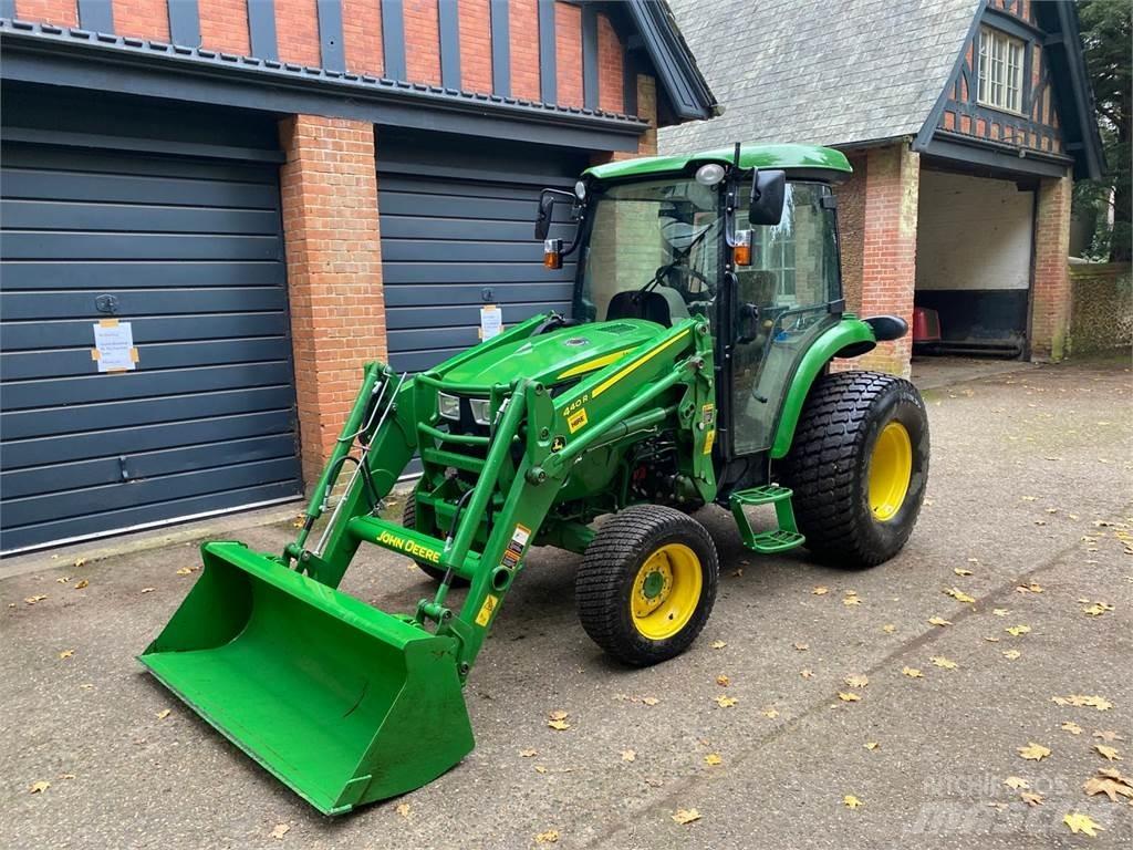 John Deere 4066R Трактори