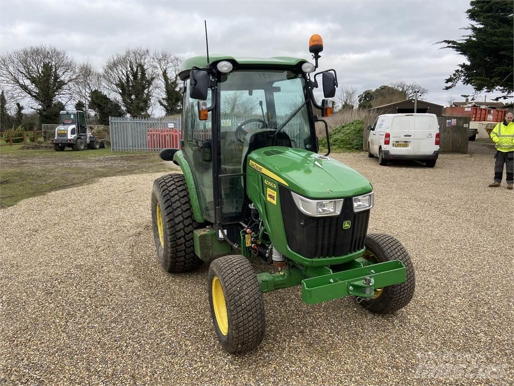 John Deere 4066R Трактори