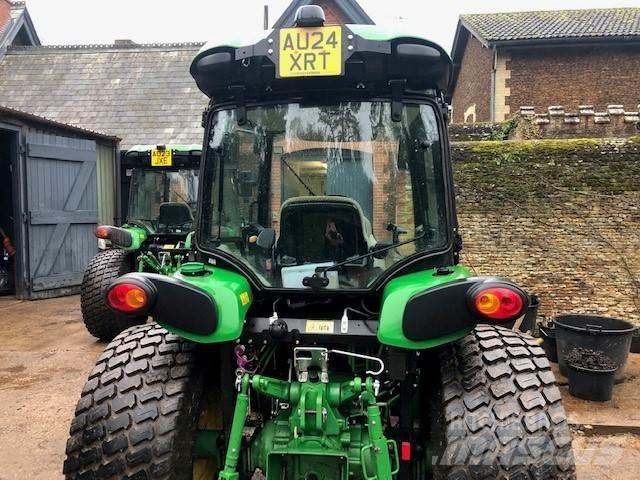 John Deere 4066R Трактори