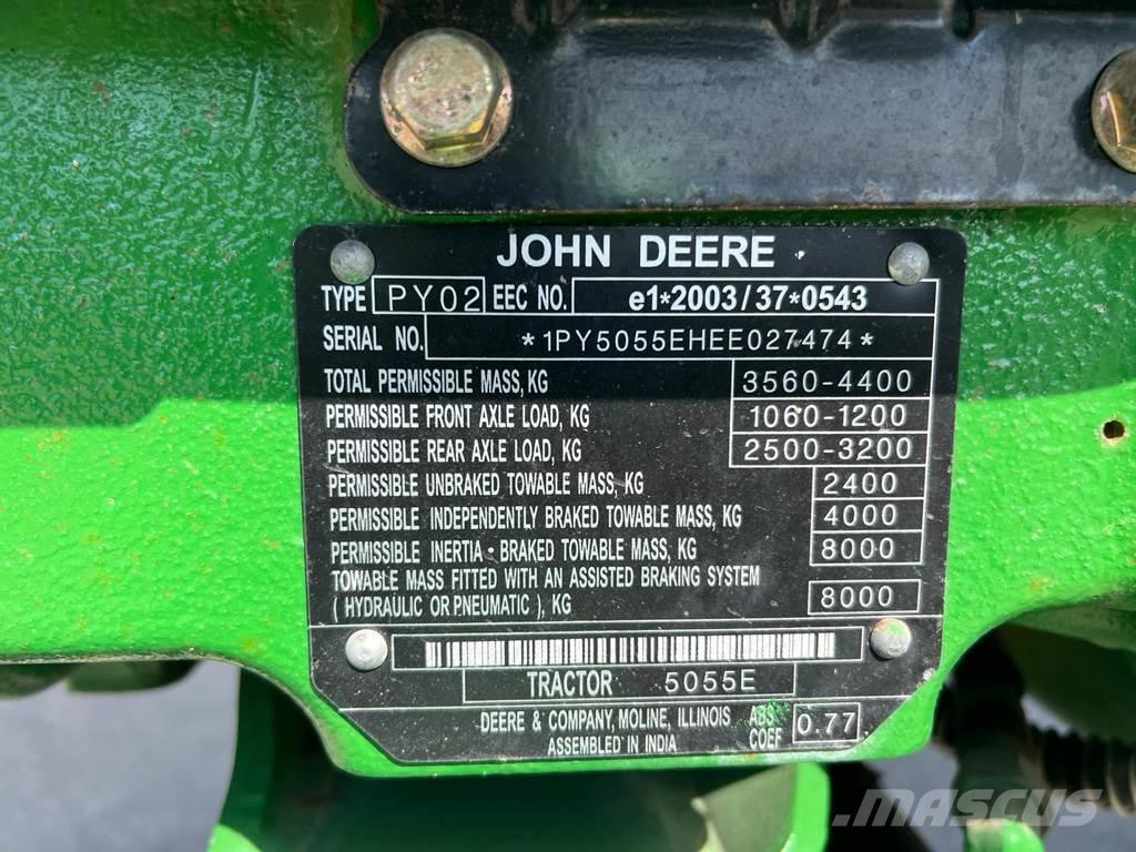 John Deere 5055E Трактори