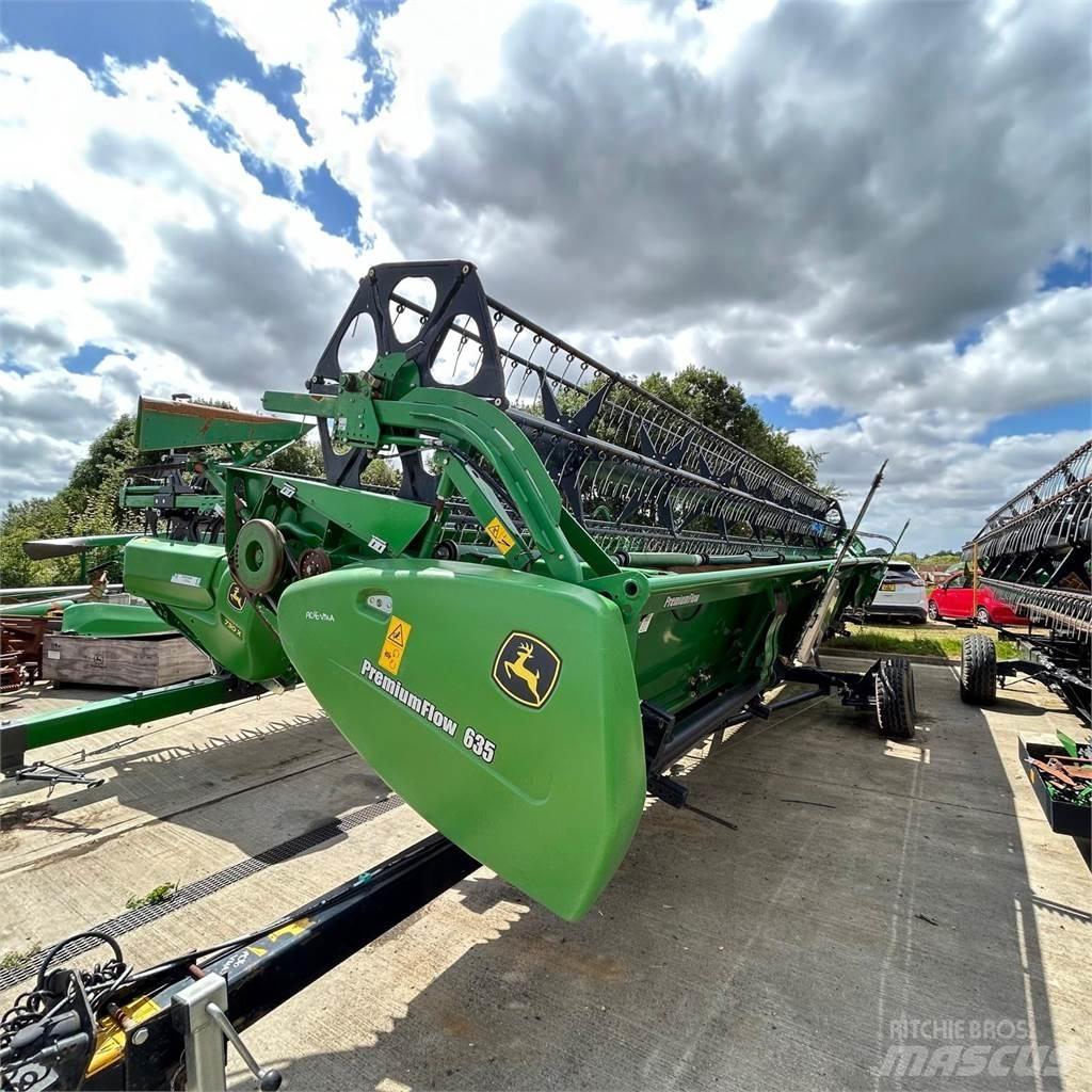 John Deere 635PF Зернозбиральні комбайни