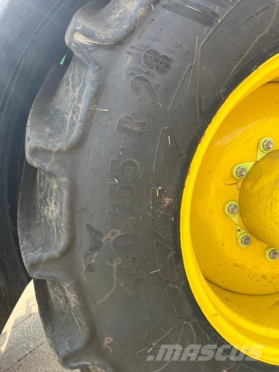 John Deere 6R185 Трактори