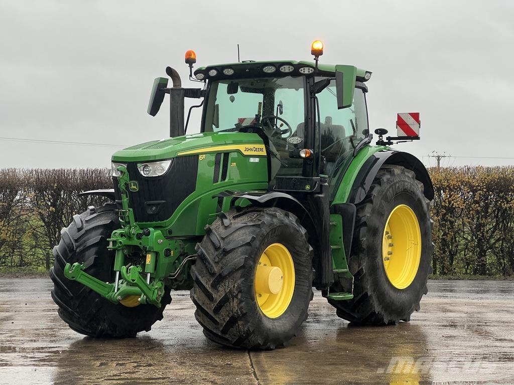 John Deere 6R215 Трактори