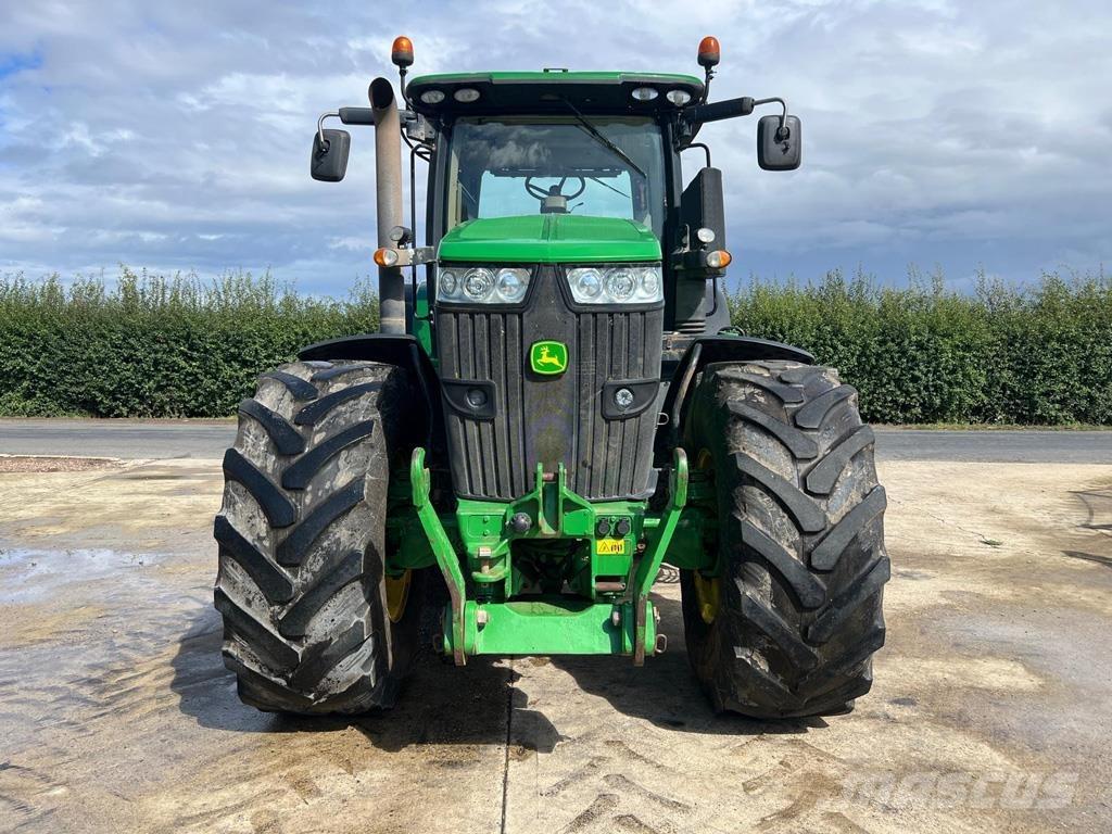 John Deere 7250R Трактори