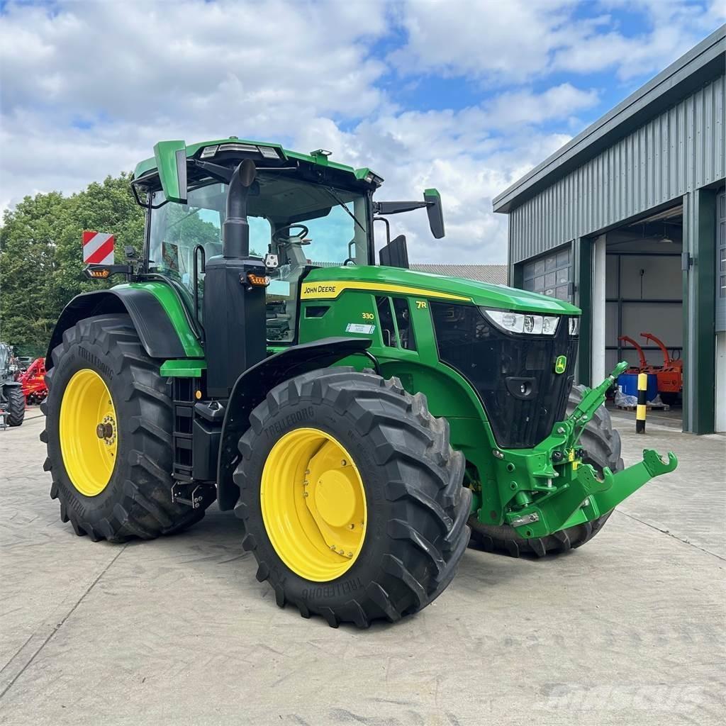 John Deere 7R330 Трактори
