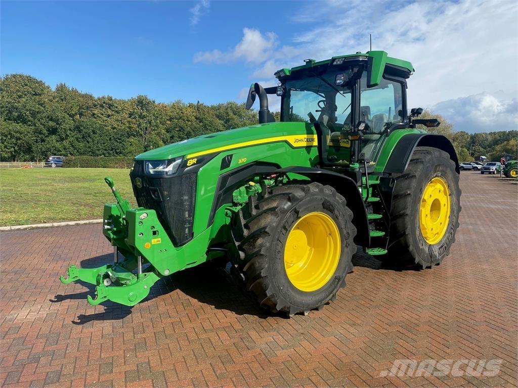 John Deere 8R370 Трактори