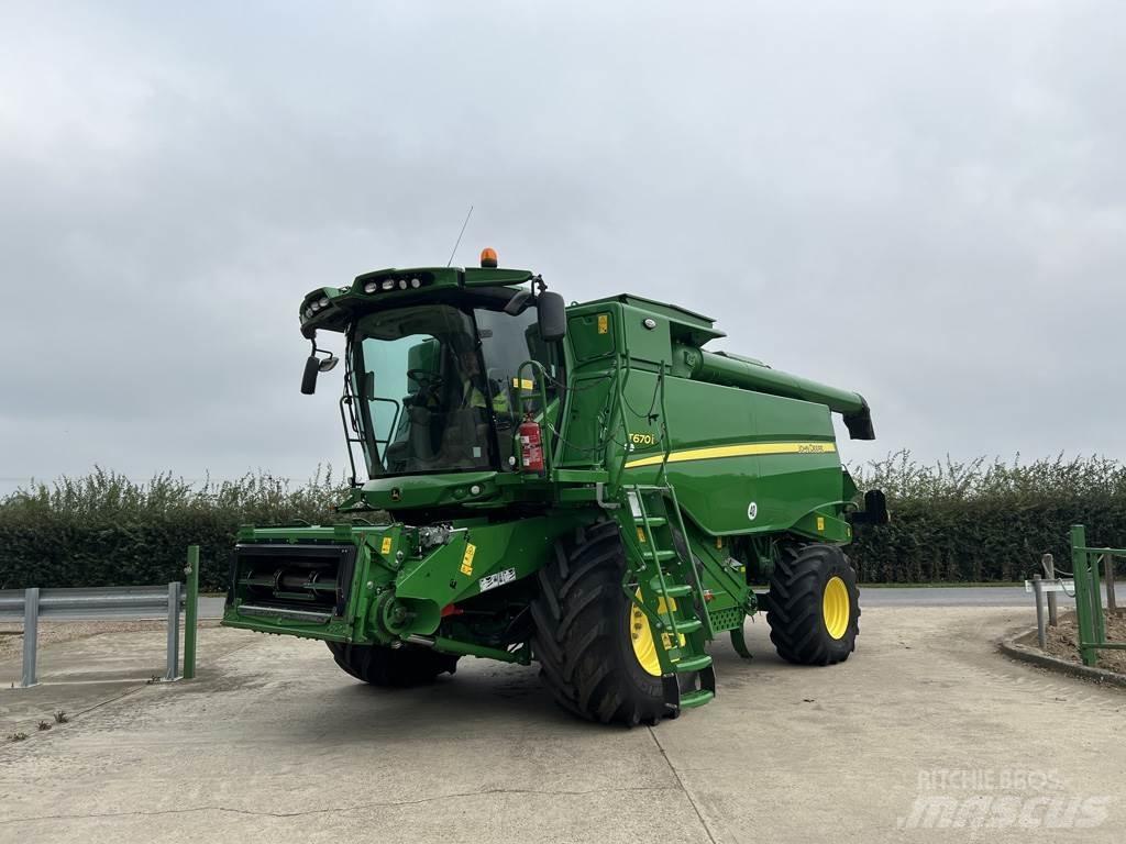 John Deere T670I Зернозбиральні комбайни