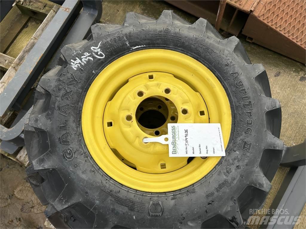 John Deere TYRES Сільгосптехніка - Інші