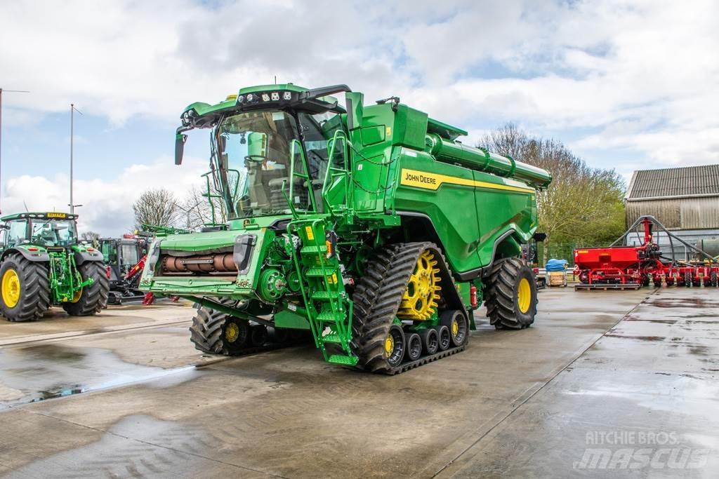 John Deere X91100 Зернозбиральні комбайни