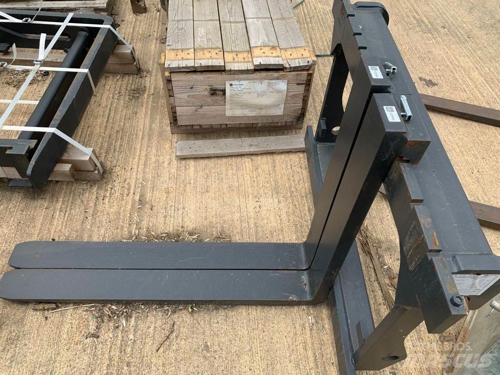 Kramer PALLET Телескопічний навантажувач