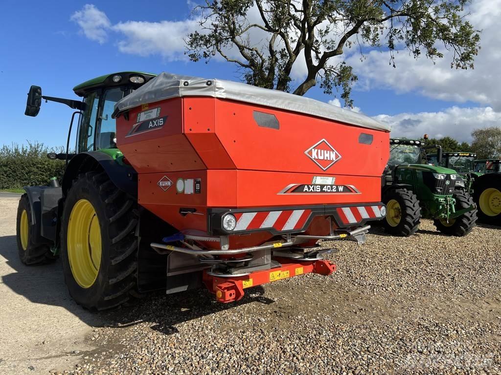 Kuhn 40.2W Розсіювач мінеральних добрив