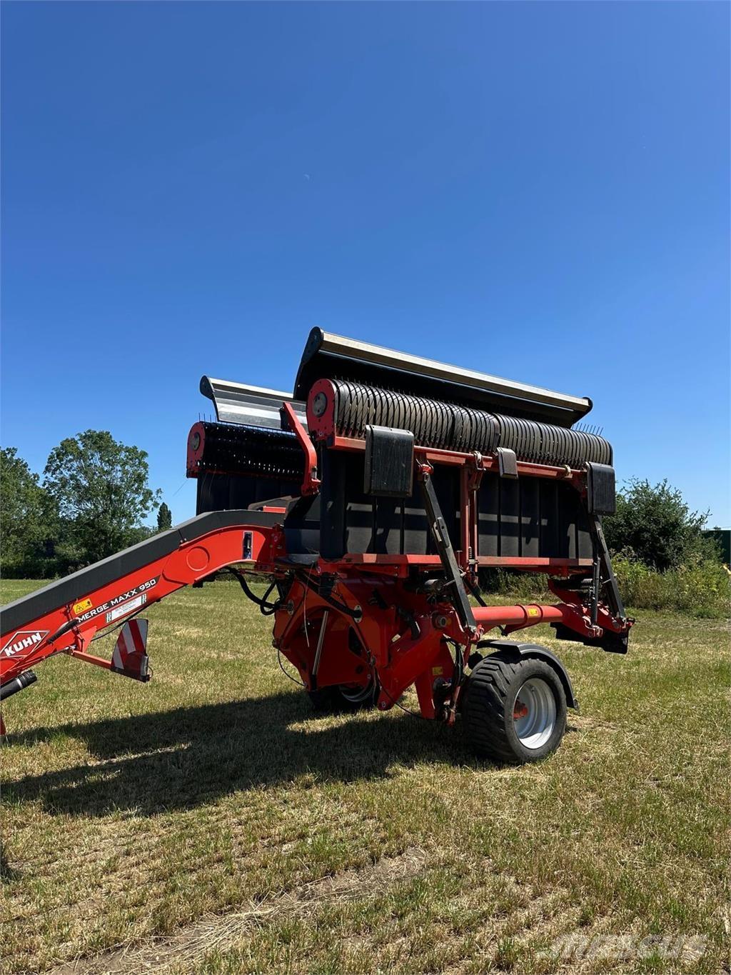 Kuhn MERGEMAXX950 Газонні і лукові косилки