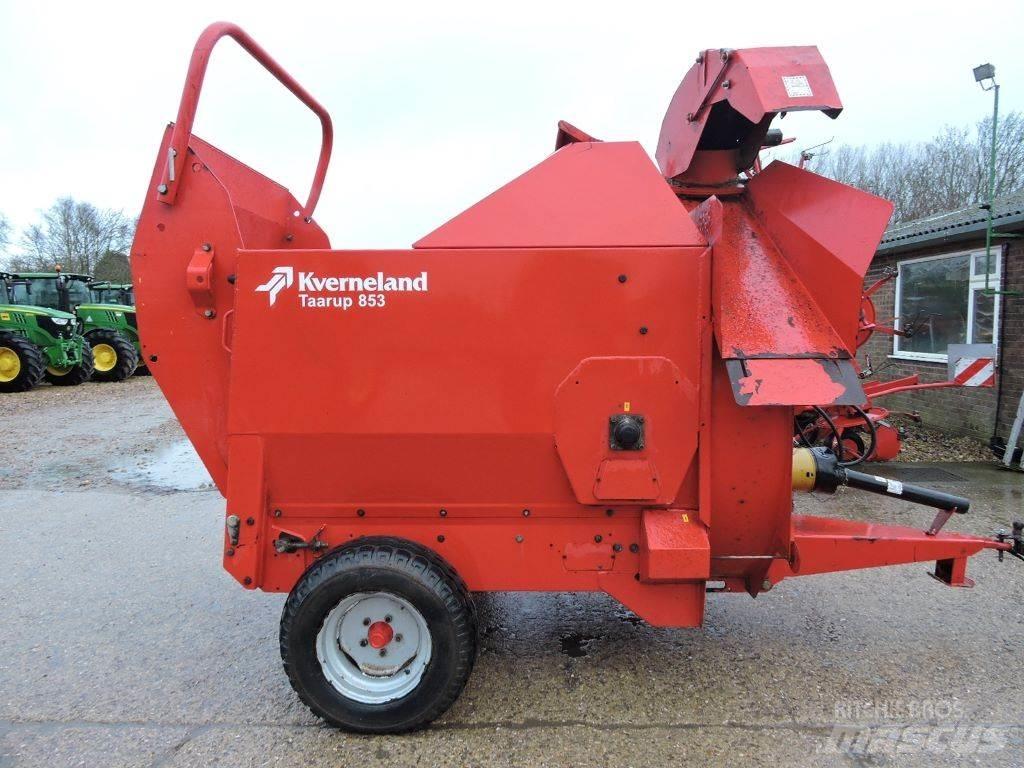 Kverneland 853 Розсіювачі гною