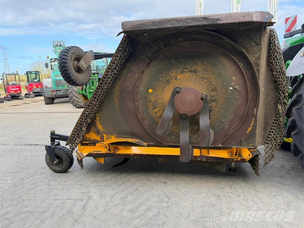 McConnel SR420 Газонні і лукові косилки