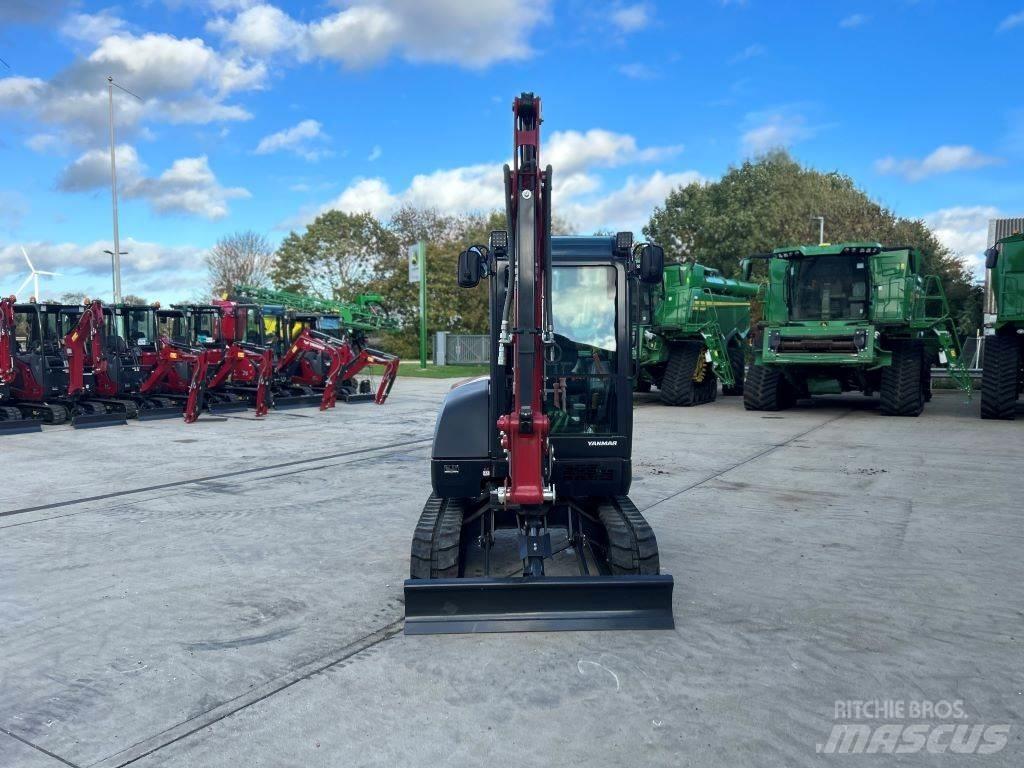 Yanmar SV26 Середні екскаватори 7т. - 12т.