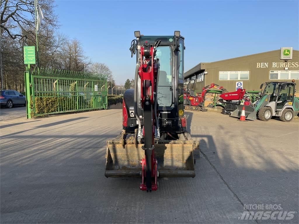 Yanmar VIO26-6 Середні екскаватори 7т. - 12т.