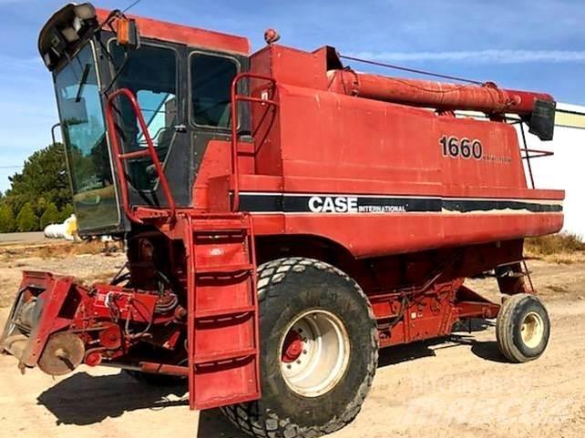 Case IH 1660 Зернозбиральні комбайни