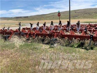 Case IH 1820 Культиватори-розпушувачи
