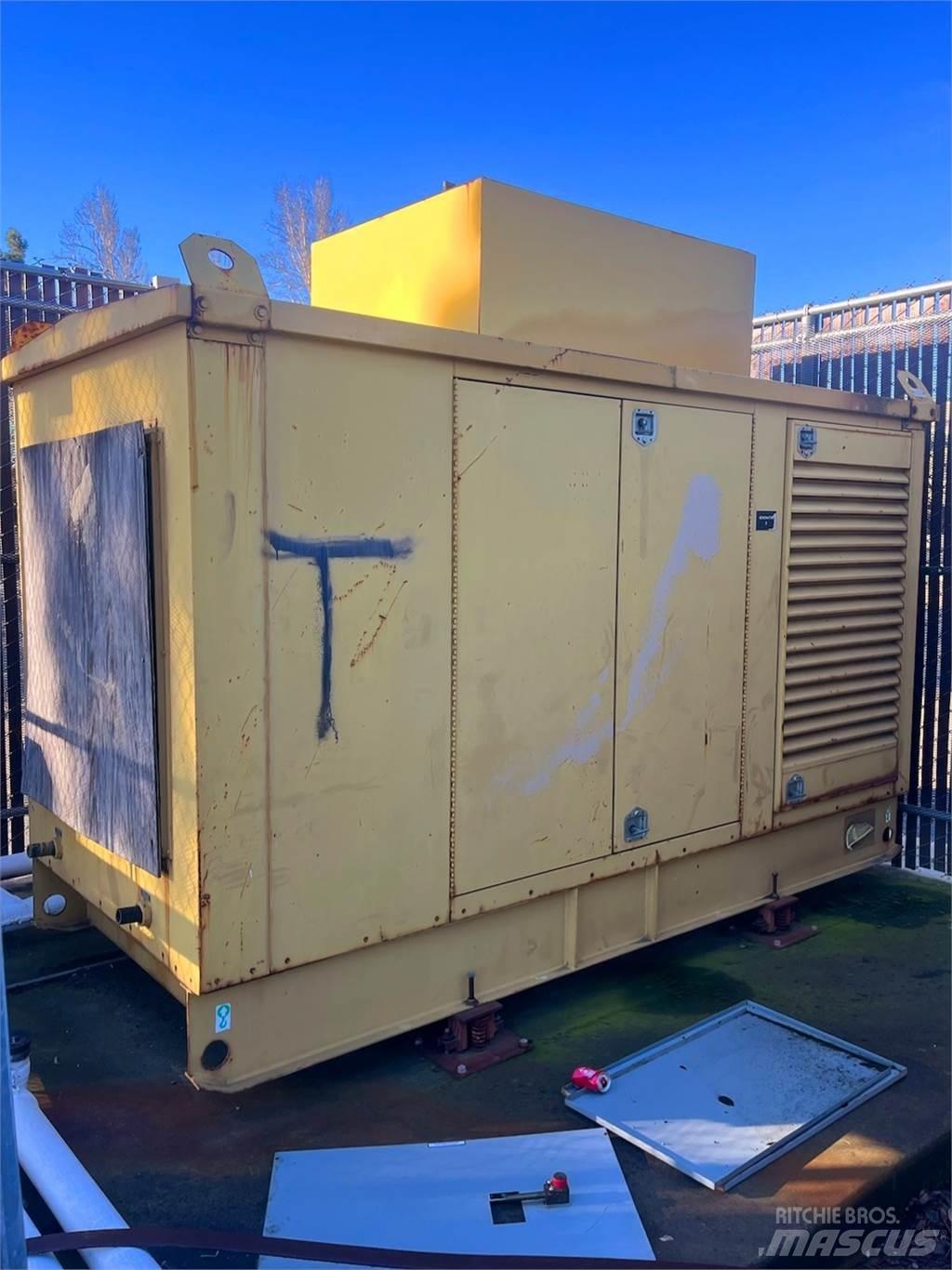 CAT 400 KW Будтехніка - Інші