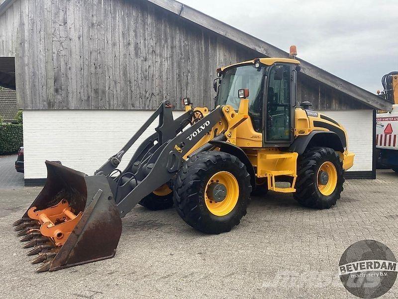 Volvo L45F Фронтальні навантажувачі
