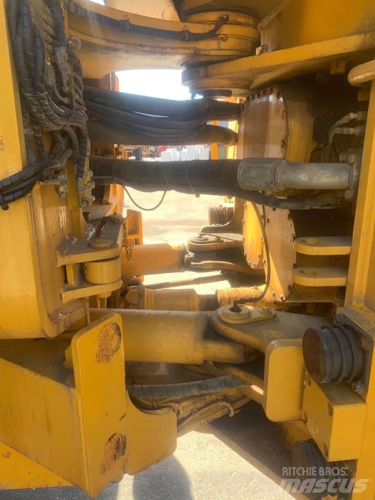 Volvo L330C Фронтальні навантажувачі