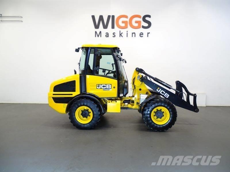 JCB 407 Фронтальні навантажувачі