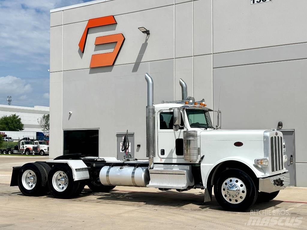 Peterbilt 389 Тягачі