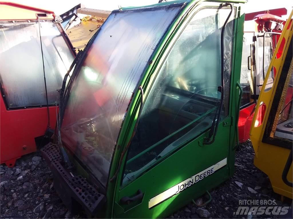 John Deere 1070d Кабіна