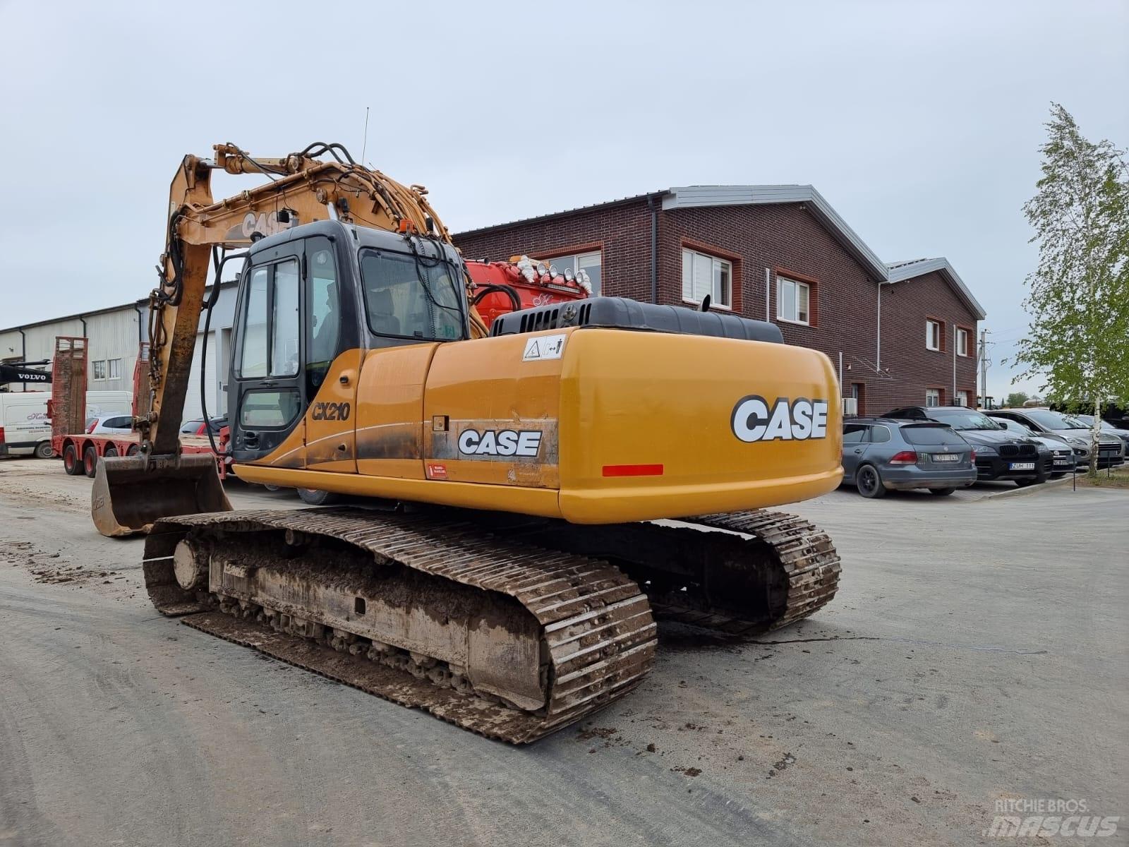 CASE CX 210 LC Гусеничні екскаватори