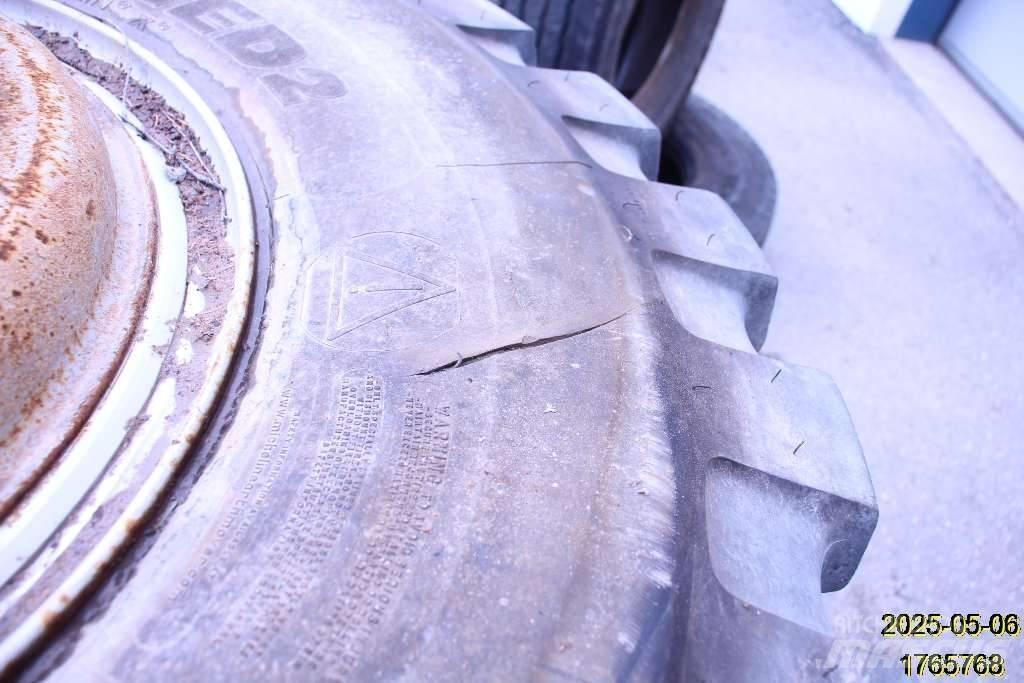 Michelin XMINED2 Шини