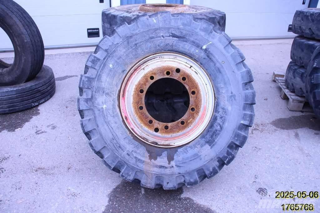 Michelin XMINED2 Шини