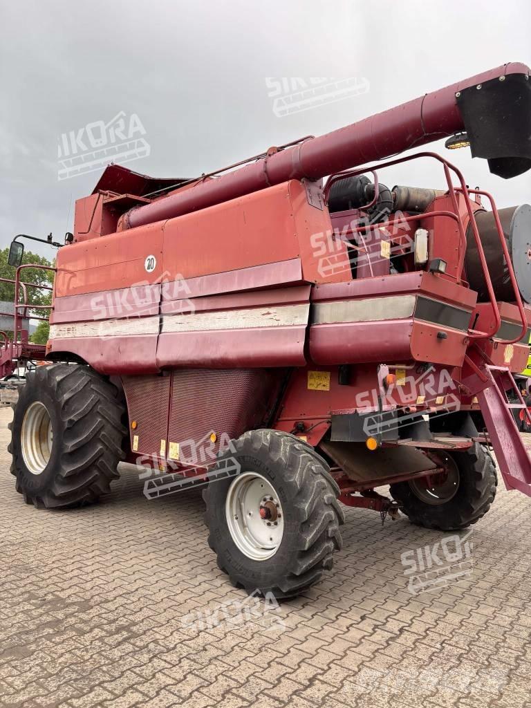 Case IH 2388 Зернозбиральні комбайни