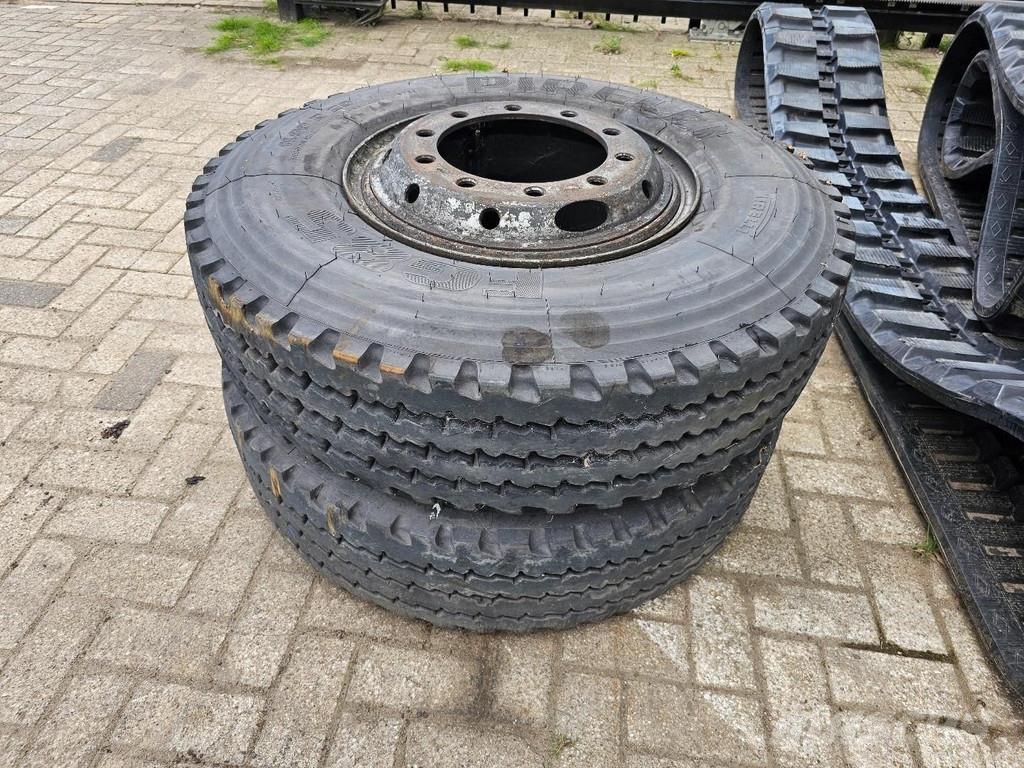 Liebherr A914 Колісні екскаватори