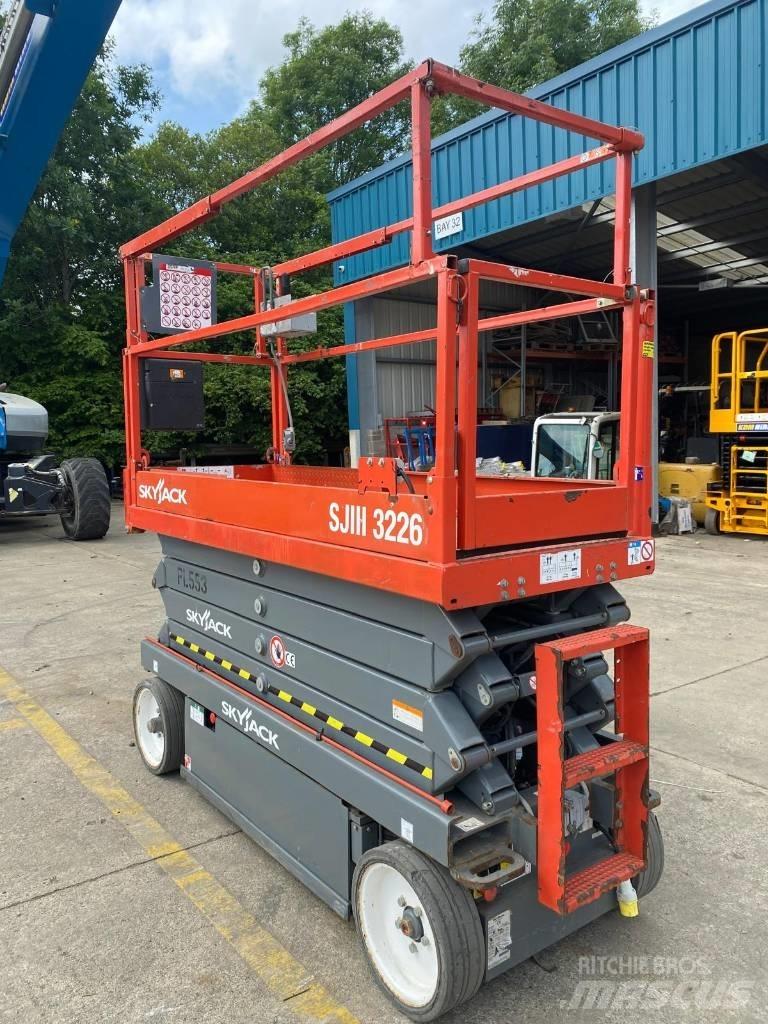 SkyJack SJ 3226 Підйомники-ножиці