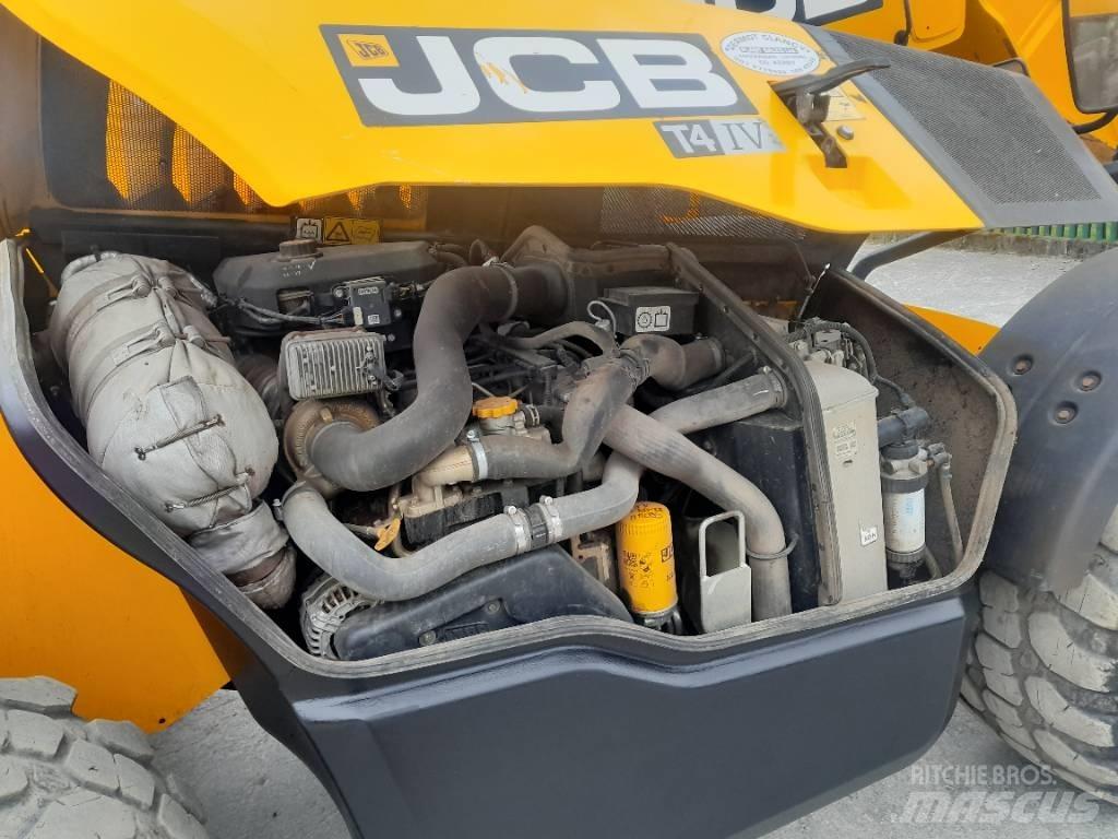 JCB 536-60 Телескопічні навантажувачі