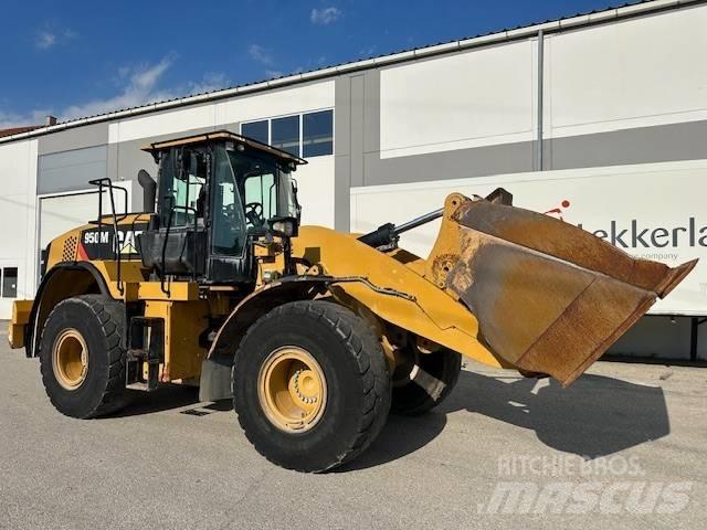 CAT 950M Фронтальні навантажувачі