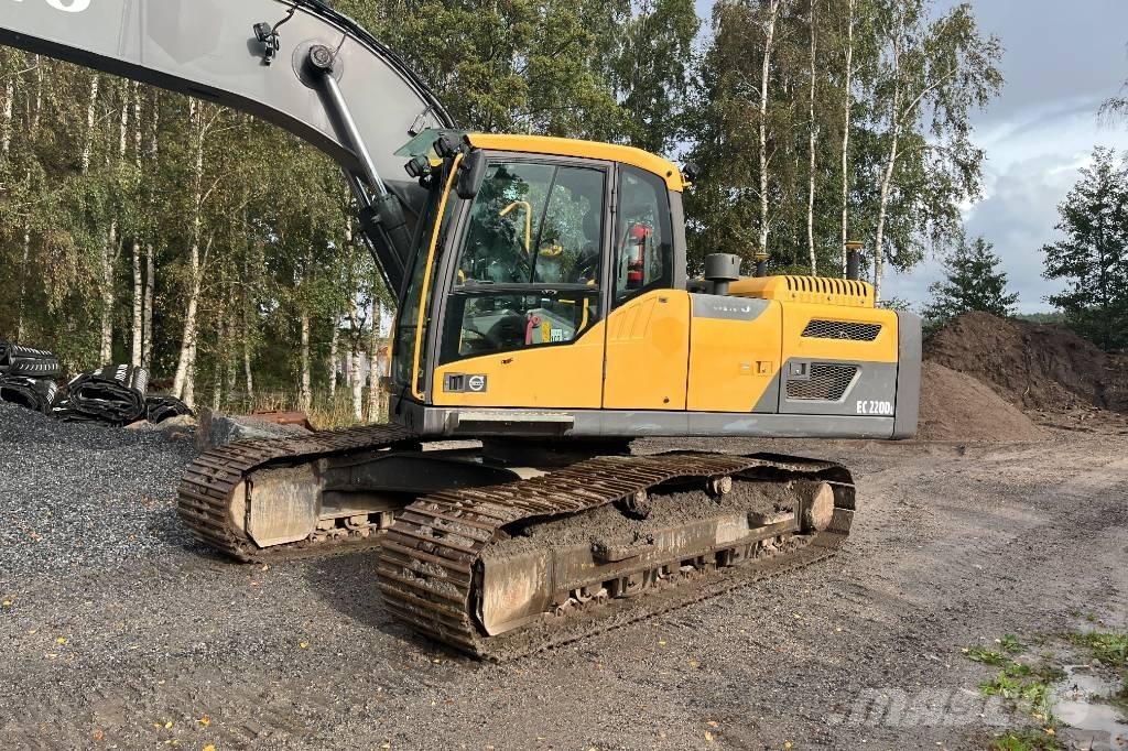 Volvo EC 220 DL Гусеничні екскаватори