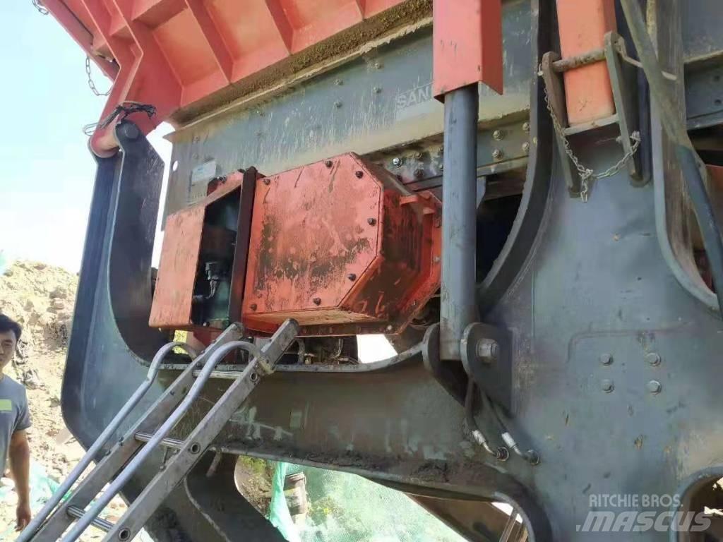 Sandvik QJ330 Мобільні дробарки