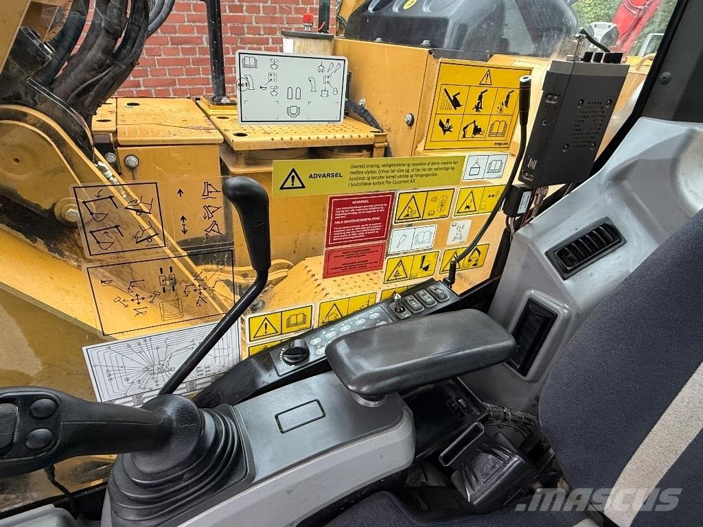 CAT 315 Гусеничні екскаватори