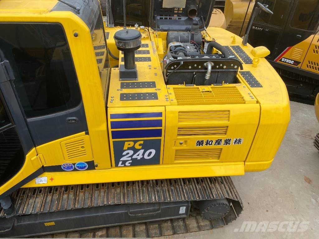 Komatsu PC 240 LC Гусеничні екскаватори