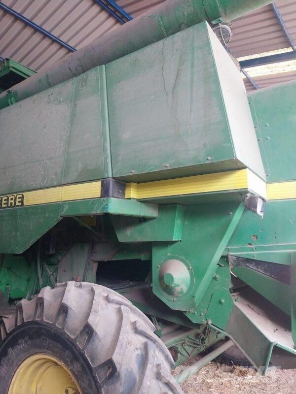 John Deere CTS Rice Зернозбиральні комбайни