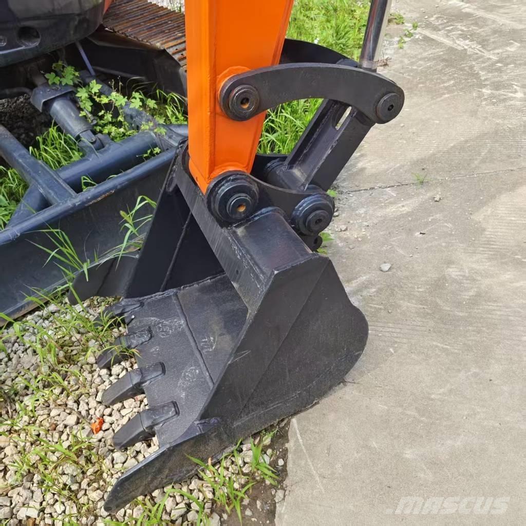 Hitachi ZX 50 U Міні-екскаватори < 7т
