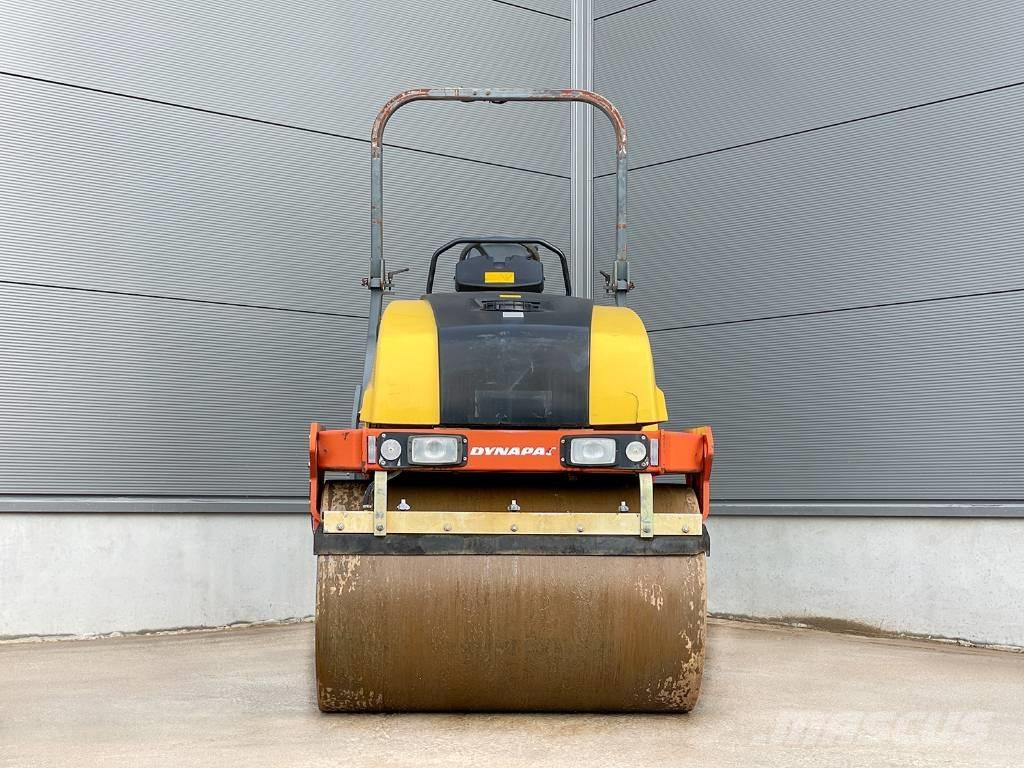 Dynapac CC1300C Комбіновані катки