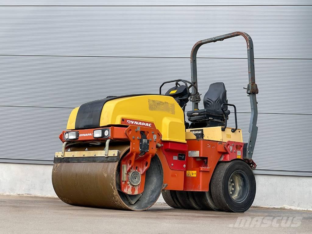 Dynapac CC1300C Комбіновані катки