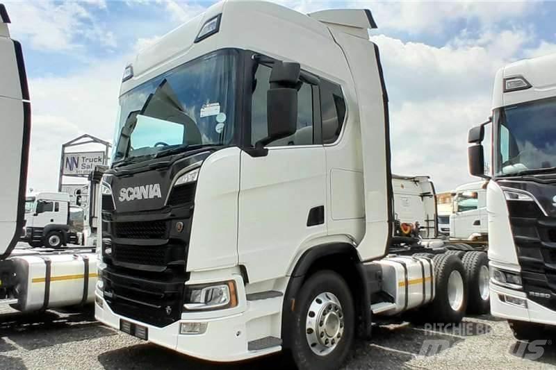 Scania R560 Вантажівки / спеціальні