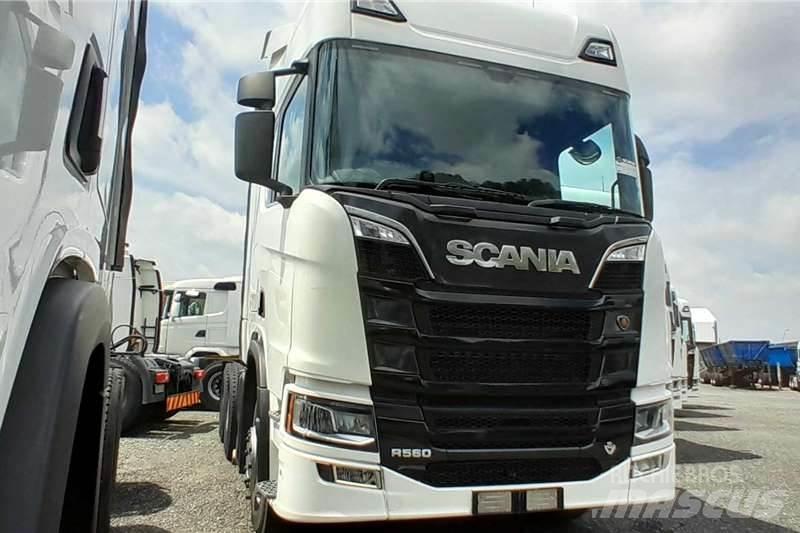 Scania R560 Вантажівки / спеціальні