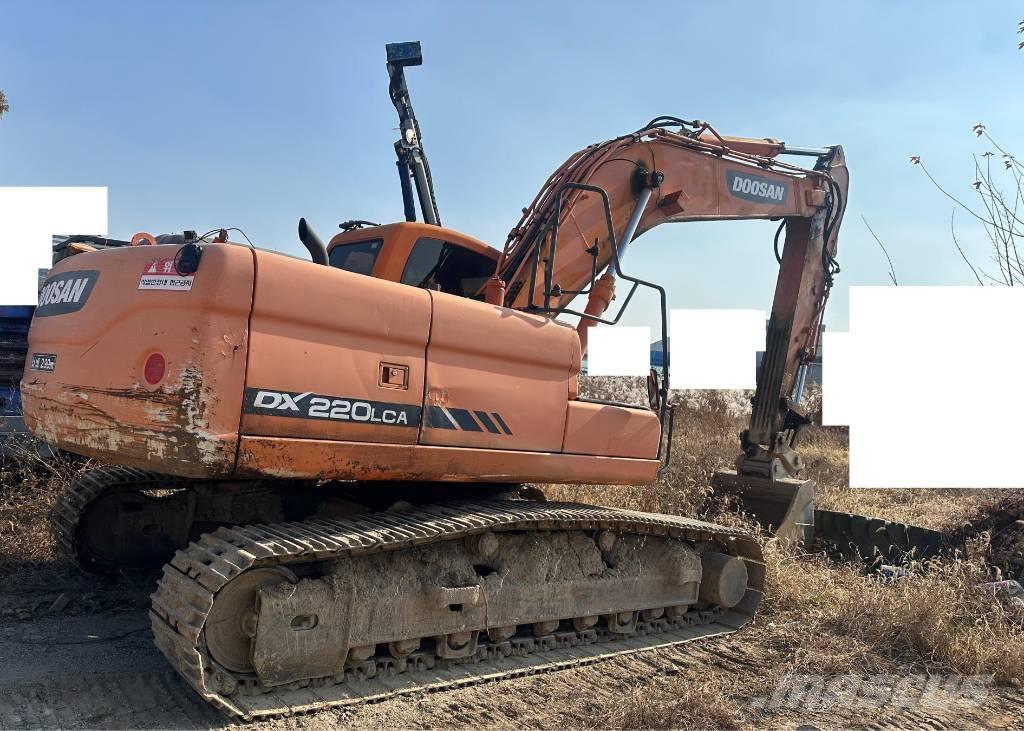 Doosan DX 220 LCA Гусеничні екскаватори