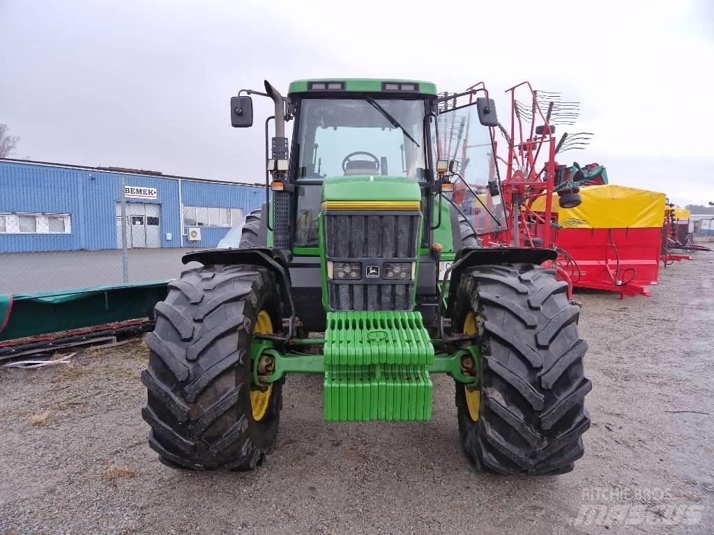 John Deere 7700 Трактори